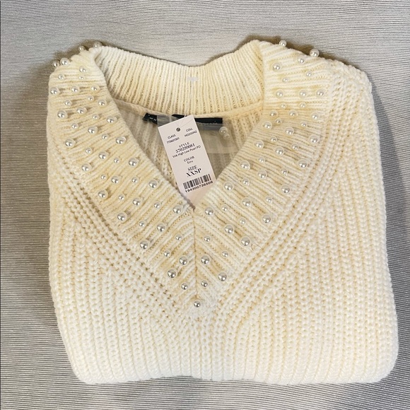 NWT WHBM vnk high low pearl pull over sweater, XXSP, ecru - Picture 11 of 14